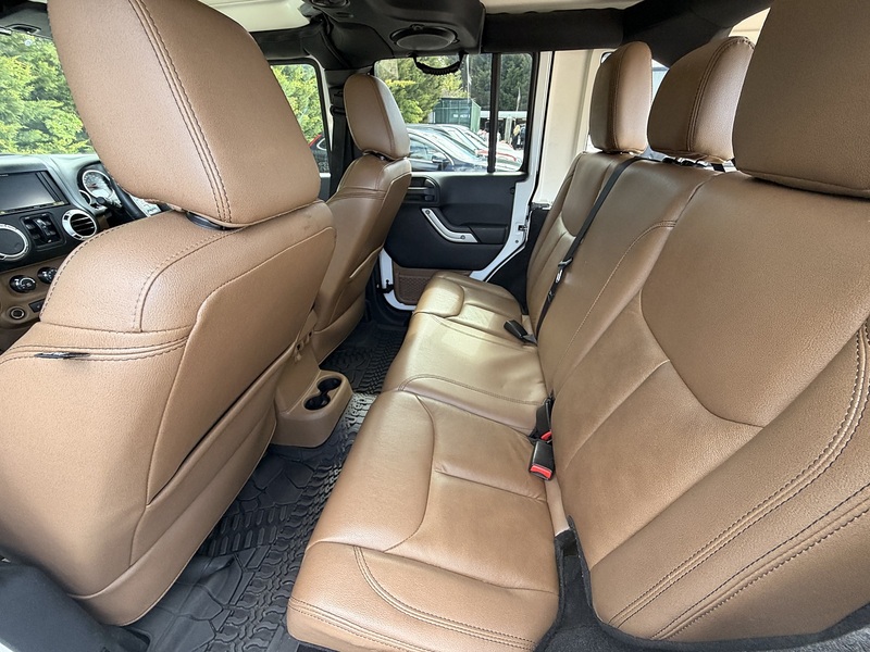 Jeep Wrangler Sahara - U11987