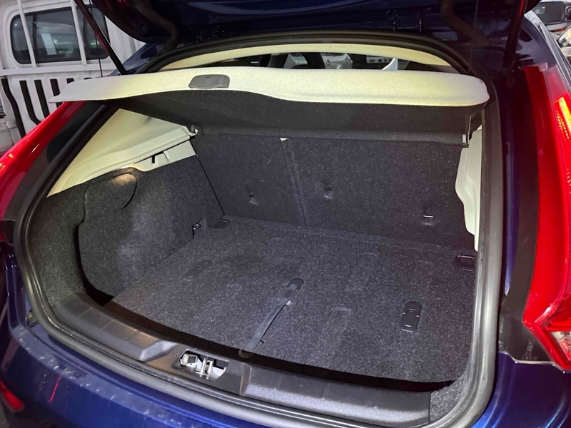 Volvo V40 Ocean Race Edition - U11989