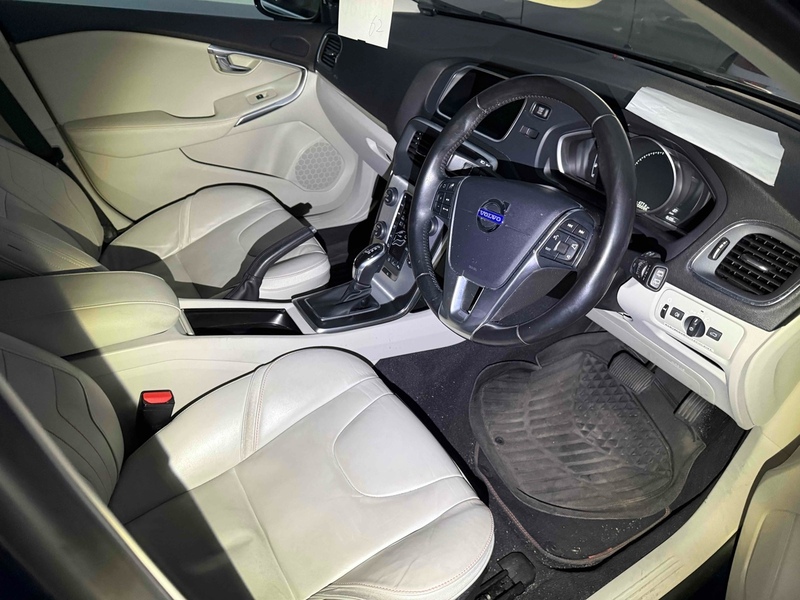 Volvo V40 Ocean Race Edition - U11989