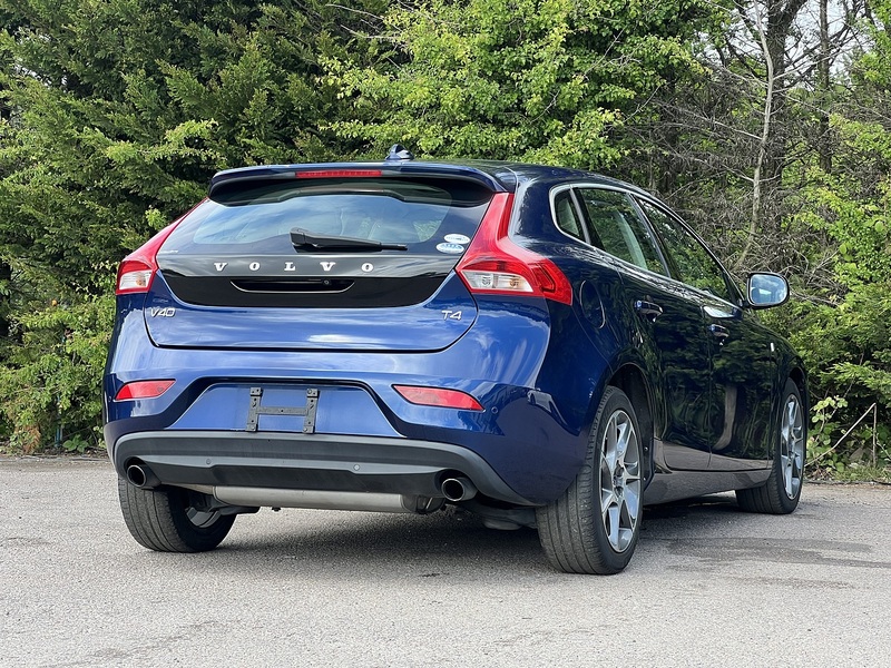Volvo V40 T4 Se Lux Nav - U11989