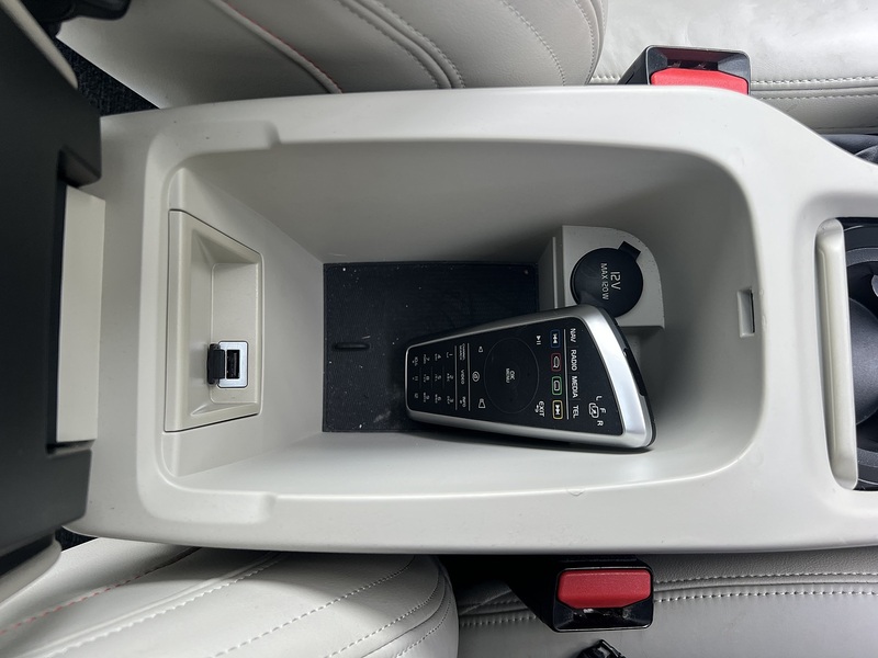 Volvo V40 T4 Se Lux Nav - U11989