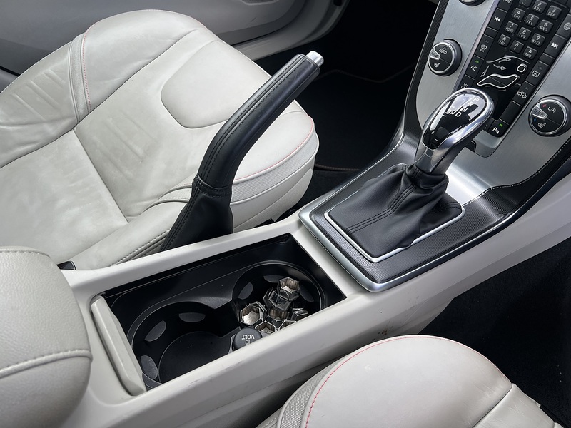 Volvo V40 T4 Se Lux Nav - U11989