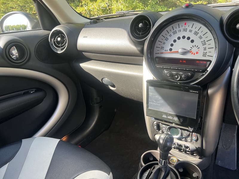 Mini Mini Countryman Cooper - U11990