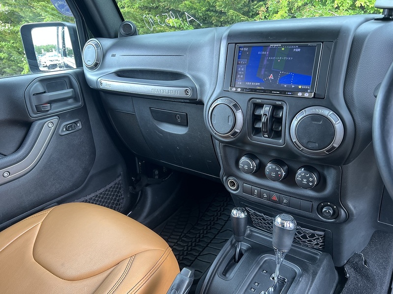 Jeep Wrangler Unlimited Sport - U11991