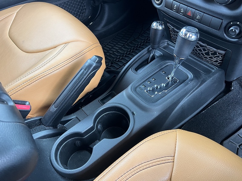 Jeep Wrangler Unlimited Sport - U11991