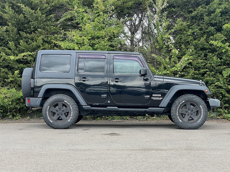 Jeep Wrangler Unlimited Sport - U11991
