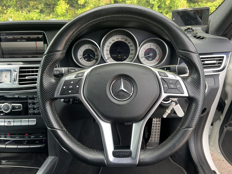 Mercedes-Benz E Class E350 Bluetec Amg Line - U11997