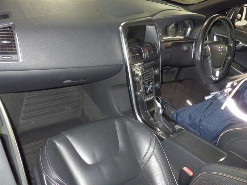 Volvo Xc60 T5 R-Design - U12000