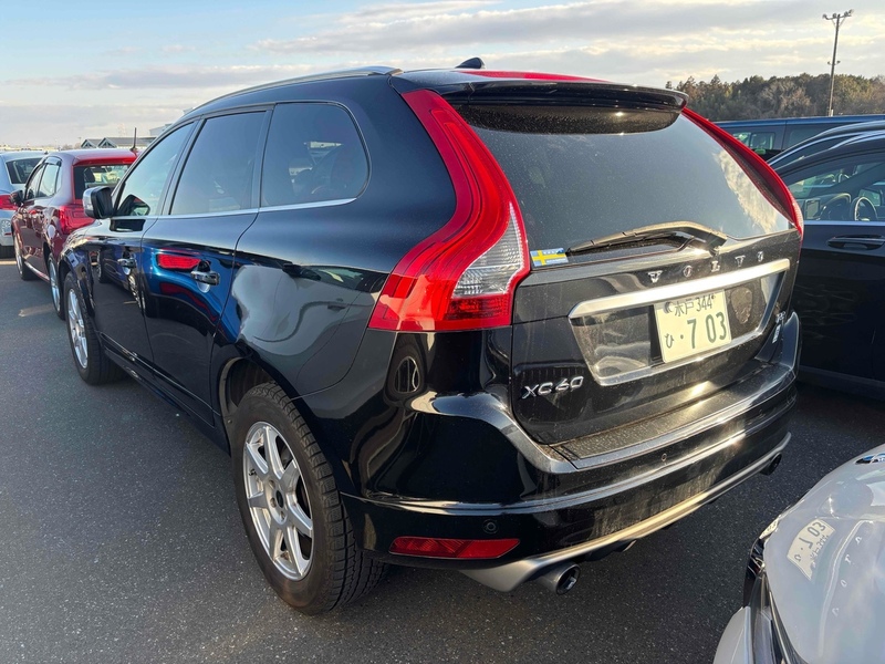 Volvo Xc60 T5 R-Design - U12000