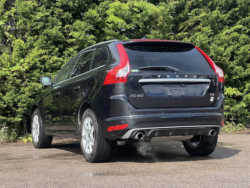 Volvo Xc60 T5 R-Design - U12000