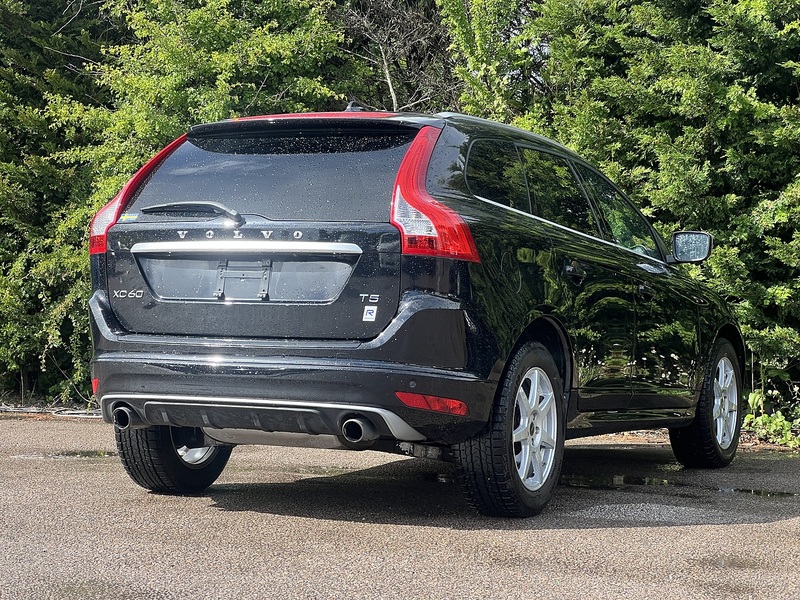 Volvo Xc60 T5 R-Design - U12000