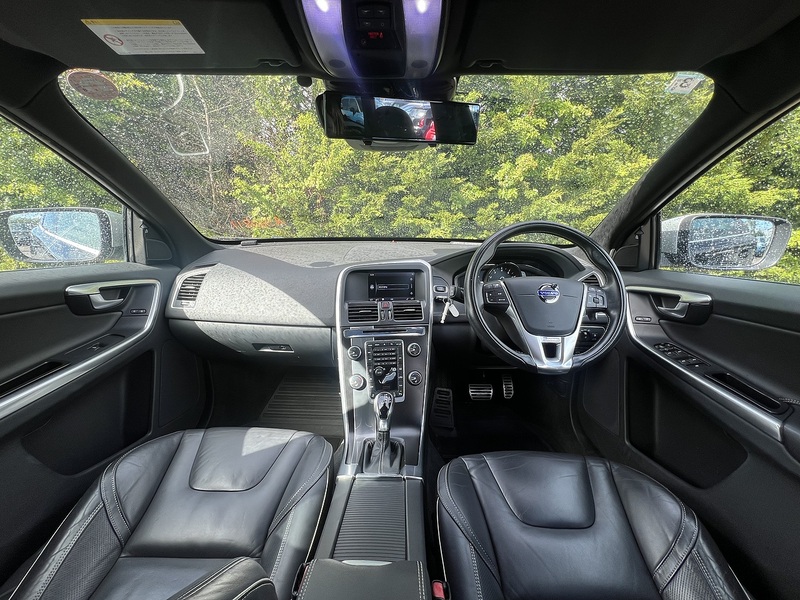 Volvo Xc60 T5 R-Design - U12000