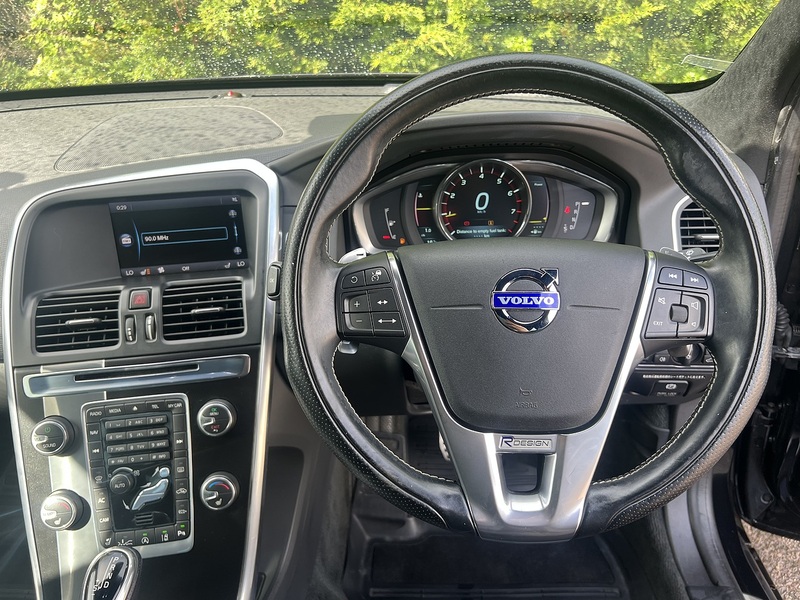 Volvo Xc60 T5 R-Design - U12000