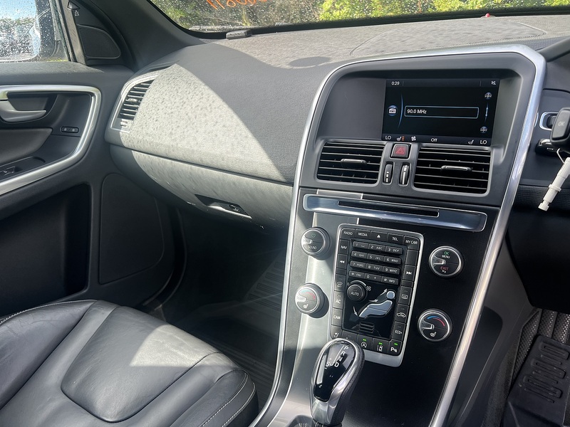Volvo Xc60 T5 R-Design - U12000