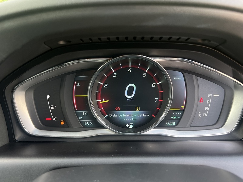 Volvo Xc60 T5 R-Design - U12000