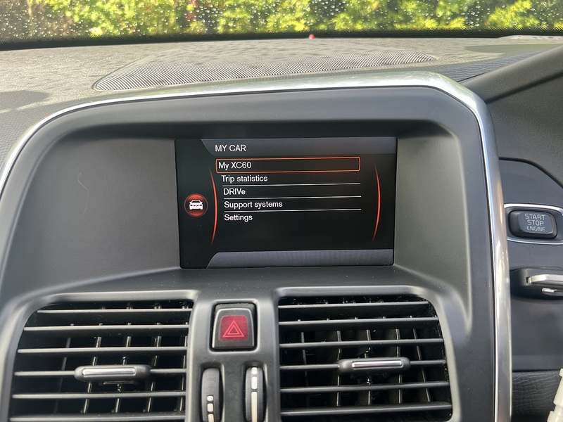 Volvo Xc60 T5 R-Design - U12000