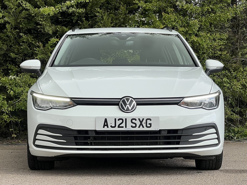 Volkswagen Golf TSI Life - U12003