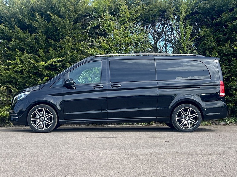 Mercedes-Benz V Class V220d AMG Line - U12005