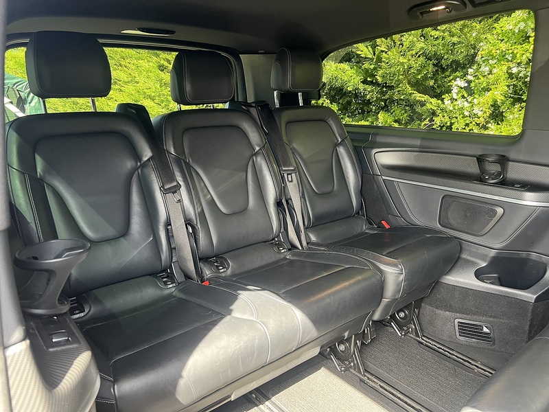 Mercedes-Benz V Class V220d AMG Line - U12005