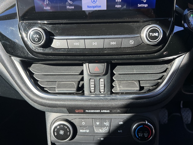 Ford Fiesta T EcoBoost MHEV Titanium - U12021