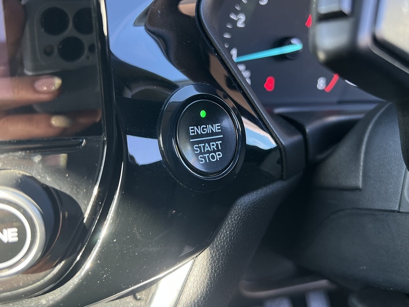Ford Fiesta T EcoBoost MHEV Titanium - U12021