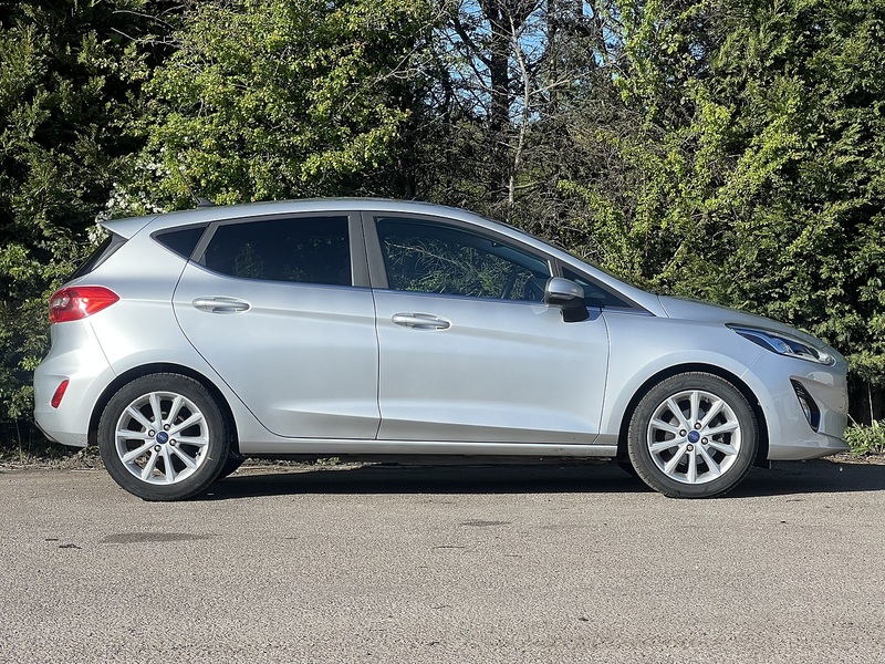 Ford Fiesta T EcoBoost MHEV Titanium - U12021