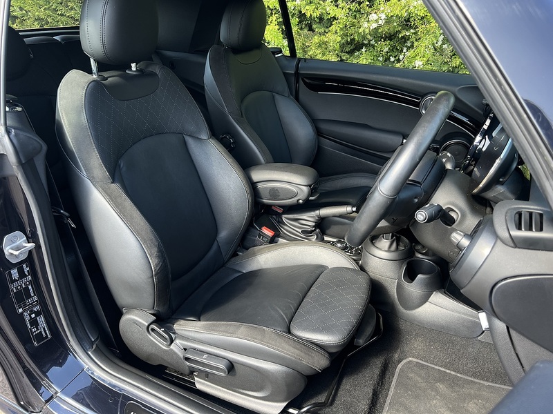 MINI Convertible Cooper Sport - U12022