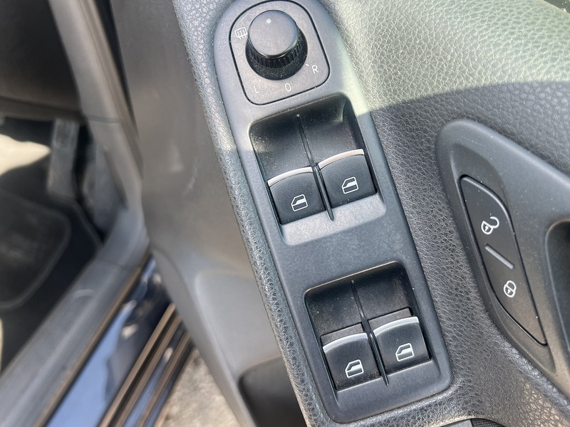 Volkswagen Golf TDI BlueMotion Tech SE - U12031