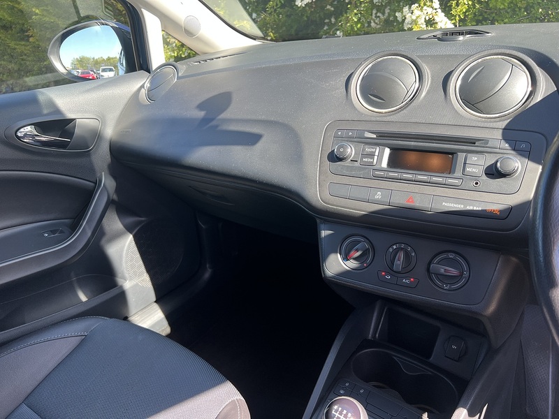 SEAT Ibiza TSI I TECH - U12071