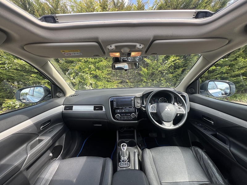 Mitsubishi Outlander h GX4h - U12074