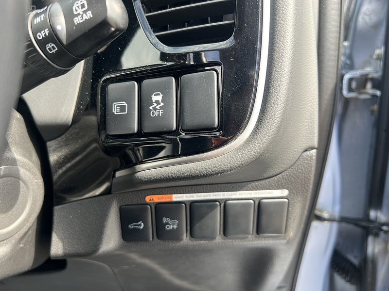 Mitsubishi Outlander h GX4h - U12074