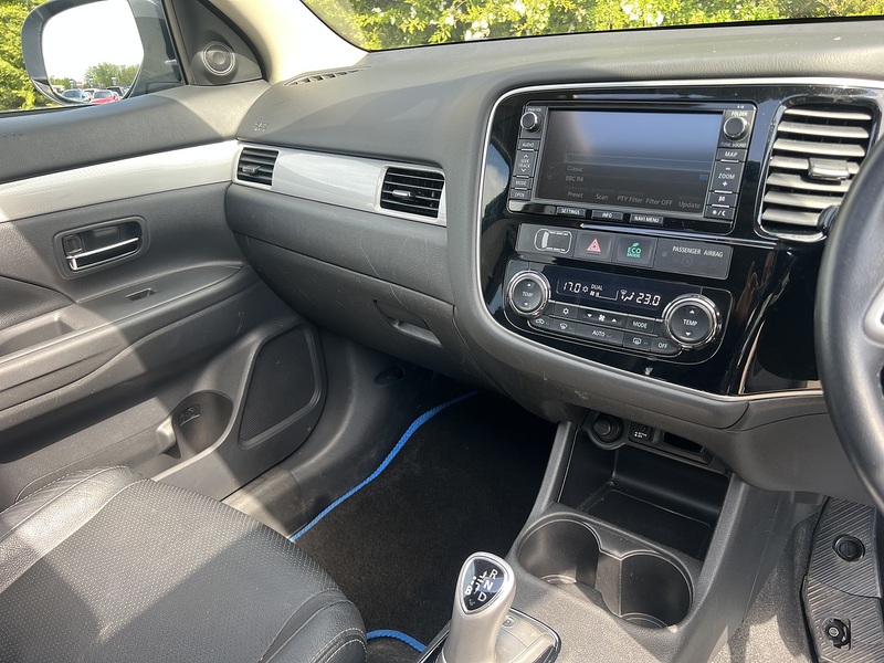 Mitsubishi Outlander h GX4h - U12074