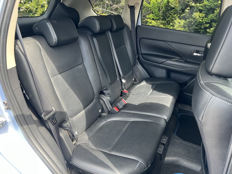 Mitsubishi Outlander h GX4h - U12074