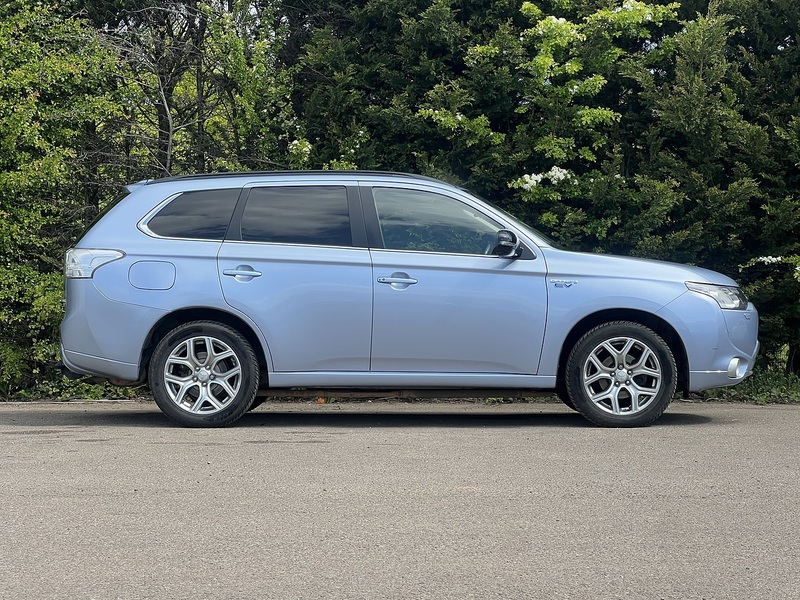 Mitsubishi Outlander h GX4h - U12074