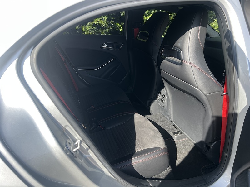 Mercedes-Benz A-Class A250 Amg Sport 4Matic - U12076