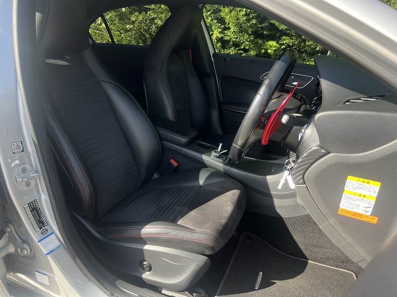 Mercedes-Benz A-Class A250 Amg Sport 4Matic - U12076