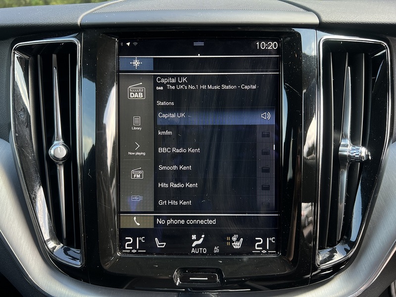 Volvo XC60 D4 Momentum Pro - U12117