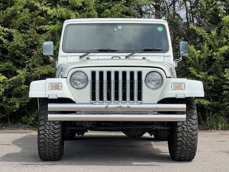 Jeep Wrangler Sahara - U12120