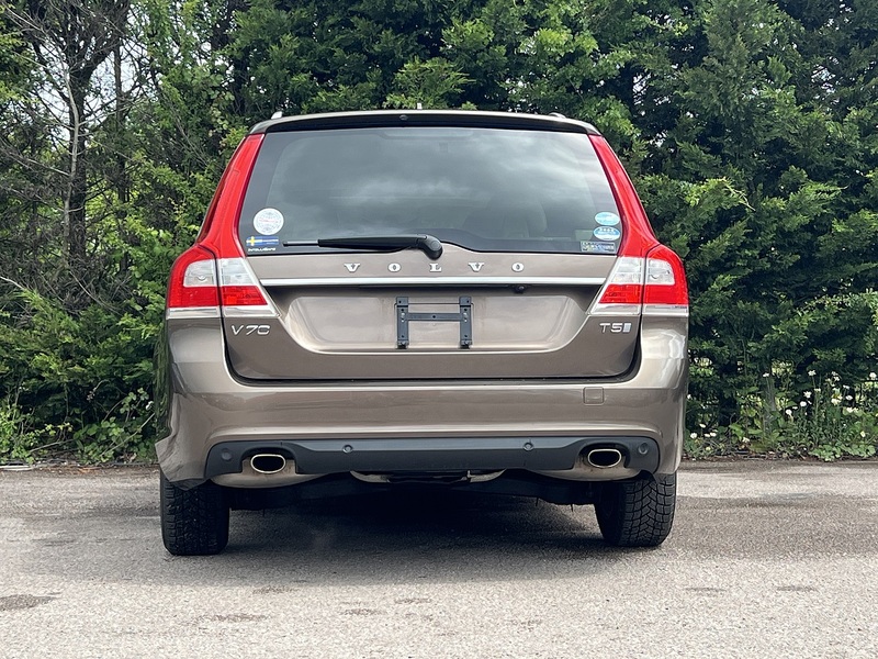 Volvo V70 T5 Se Lux - U12123