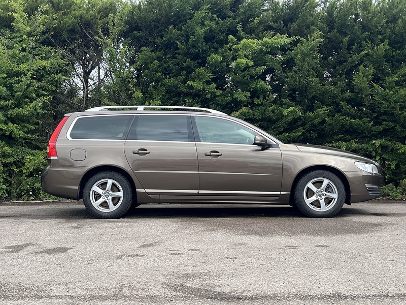 Volvo V70 T5 Se Lux - U12123
