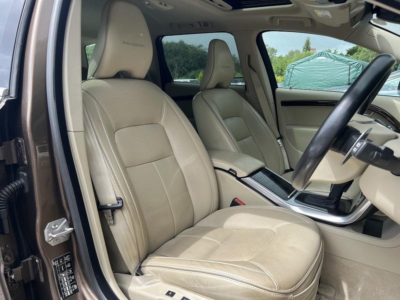 Volvo V70 T5 Se Lux - U12123