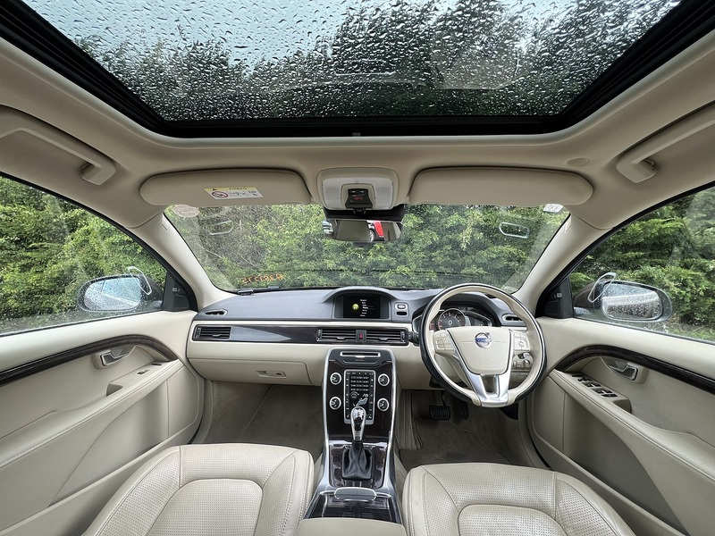 Volvo V70 T5 Se Lux - U12123