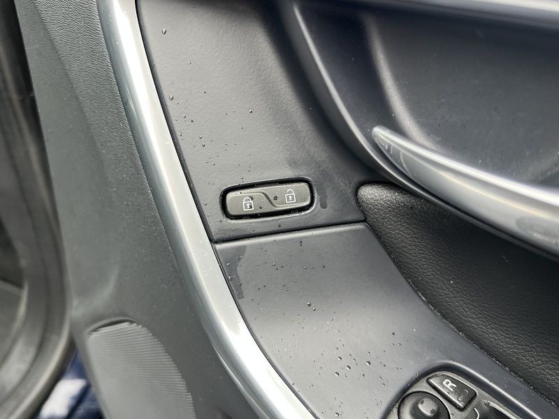 Volvo Xc60 D4 Se Lux - U12125