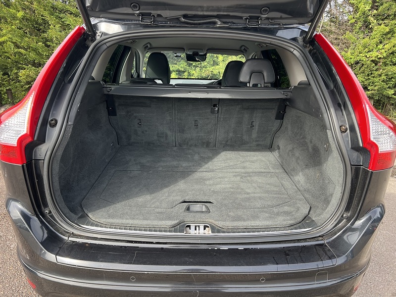 Volvo Xc60 D4 Se Lux - U12128