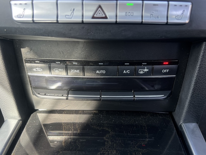 Mercedes-Benz E Class E350 Bluetec Amg Line Premium - U12129