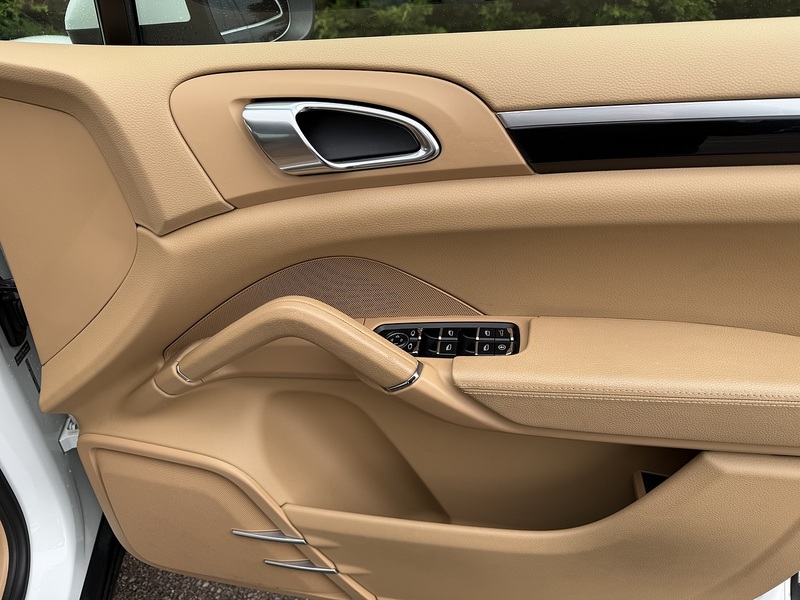 Porsche Cayenne V6 Tiptronic - U12130