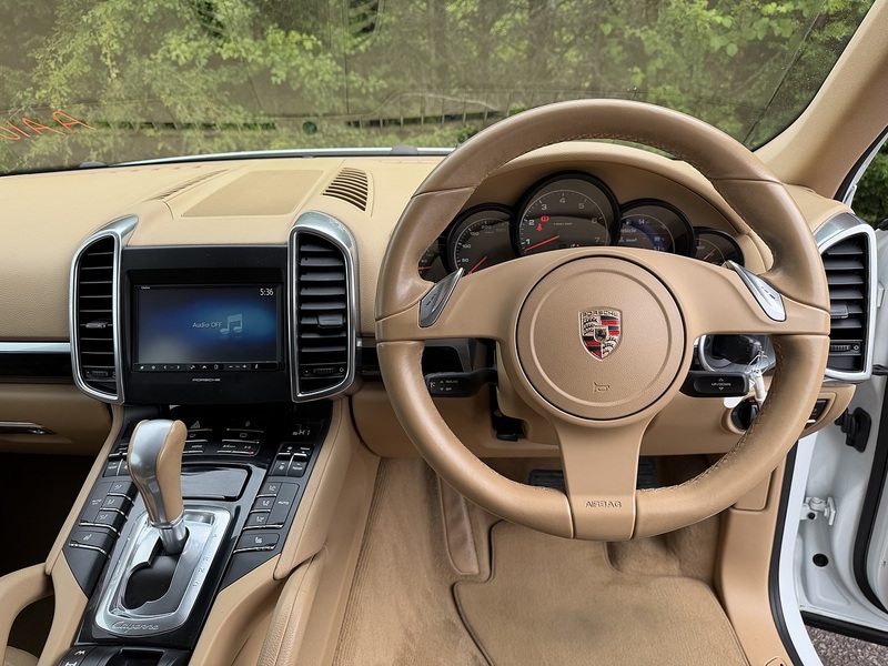 Porsche Cayenne V6 Tiptronic - U12130