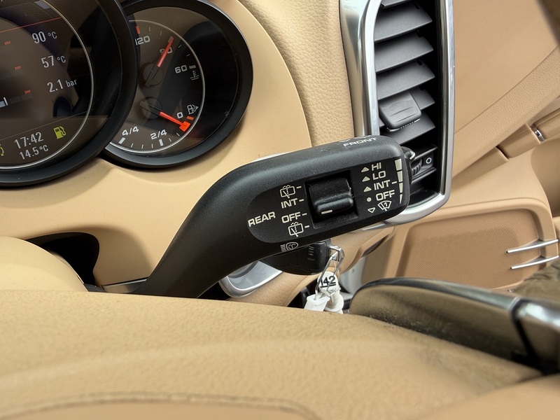 Porsche Cayenne V6 Tiptronic - U12130