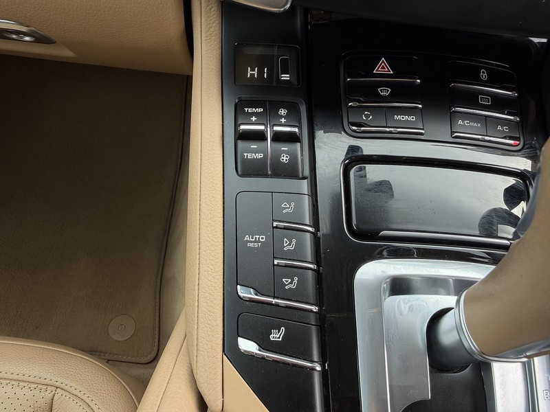 Porsche Cayenne V6 Tiptronic - U12130