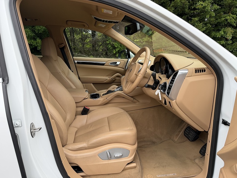 Porsche Cayenne V6 Tiptronic - U12130